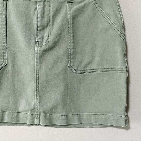 Faherty Organic Cotton Utility Mini Skirt Fatigue Green Women's Size Large - Picture 8 of 13